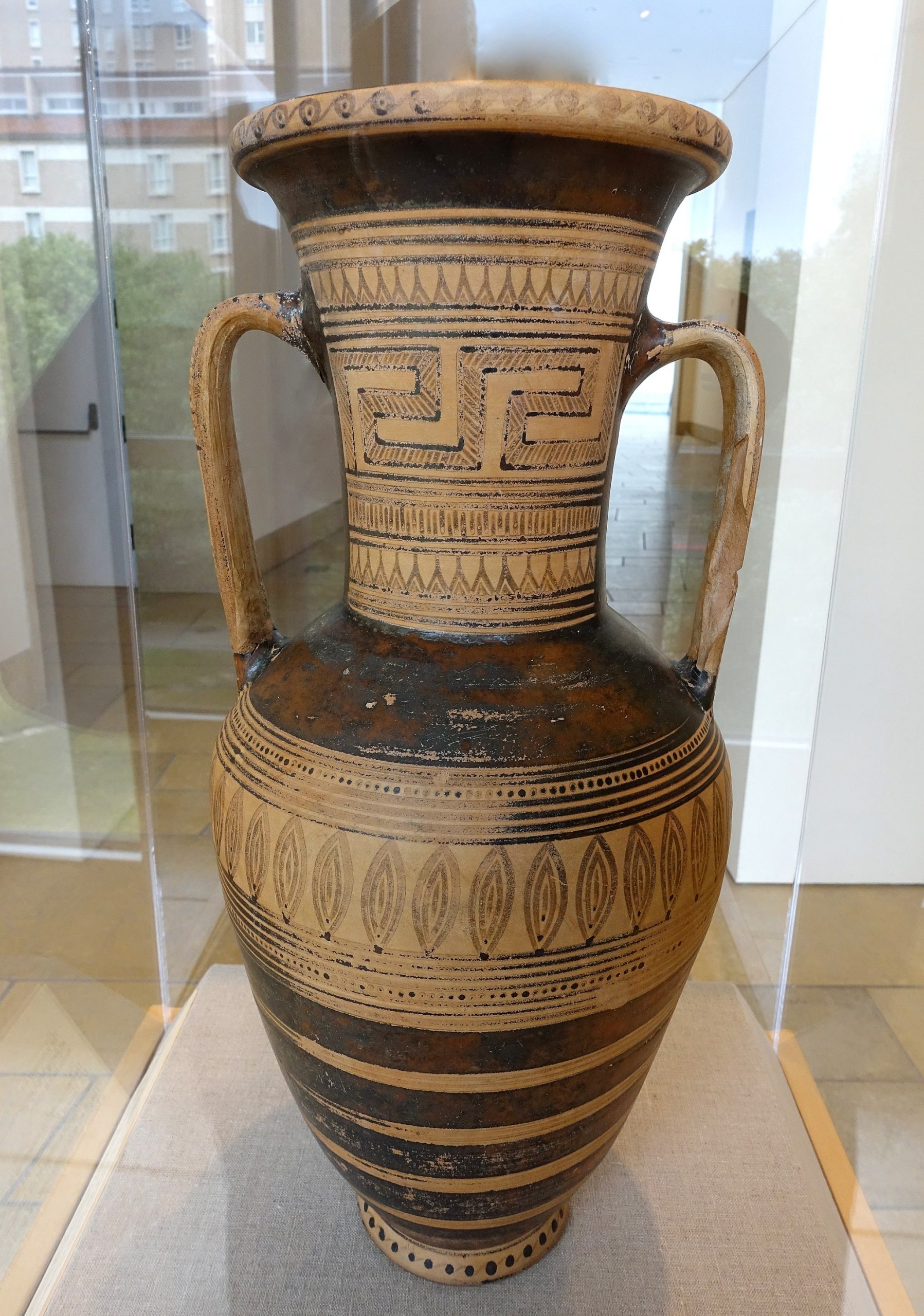 Amphora, geometric style, Greek-Attic, c. 770-760 BC, terracotta vessel