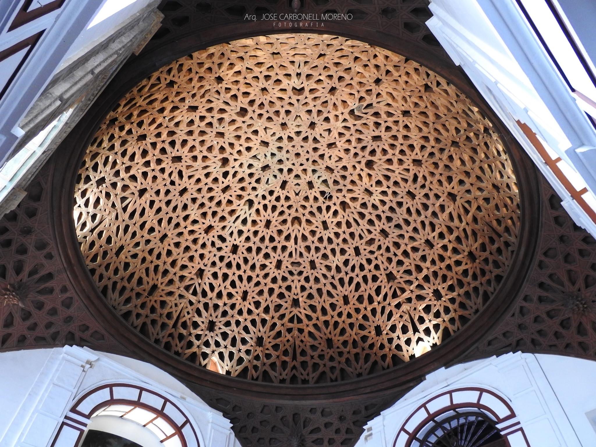 Wooden dome on the staircase of the Convent of San Francisco in Lima (Peru). Originally built in 1625 and rebuilt in 1725 and 1973. Photo: José Carbonell, 2023
